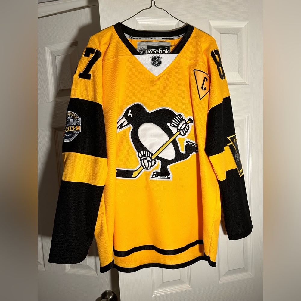 Pittsburgh Penguins 2017 Stadium Series Sidney Crosby Hockey Jersey Size Small
